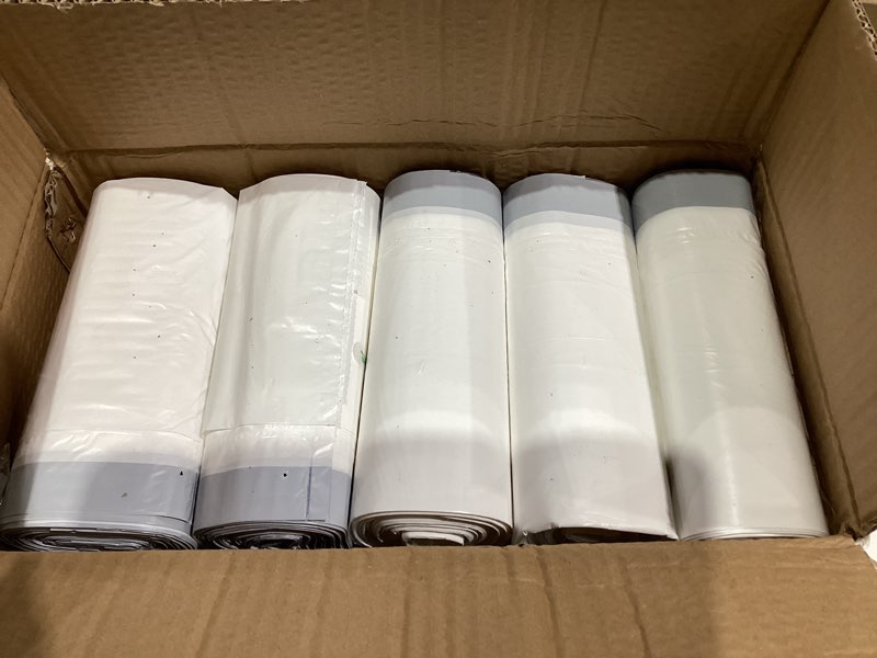 Condition photo showing Good Condition for 20 Gallon Large Drawstring Trash Bags 200 Counts, Fit 20-21 Gal Trash Can, Heavy Duty Tall Kitchen Garbage Liners, Large Trash Bags Size Chart for Home/Office, Outdoor Lawn & Leaf Bags, White 200-20 Gallon-White