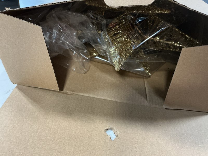 Condition photo showing Good Condition for Luxspire Christmas Tree Topper, 3D Lighted Star Tree Topper with USB Plug-in & Remote Control, 9.6" Christmas Tree Star Lights for Home Holiday Decor, 6H Timer & 8 Lighting Modes, Gold Hexagram-gold