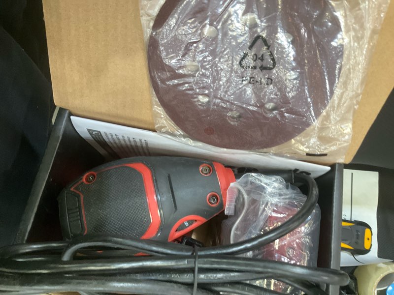 Condition photo showing Good Condition for skil 120 volts 2.8-amp variable random orbital corded sander with dust management