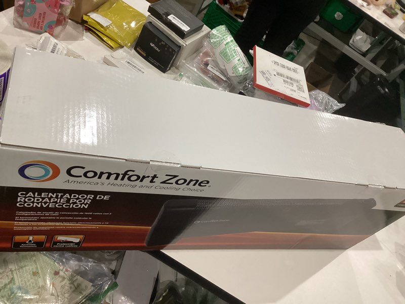 Condition photo showing Good Condition for Comfort Zone Electric Baseboard Space Heater with Adjustable Thermostat  Dent-Proof Panels  Overheat Protection  Tip-Over Switch  & Stay-Cool Body  Ideal for Home  Bedroom  & Office  1 500W  CZ600BK