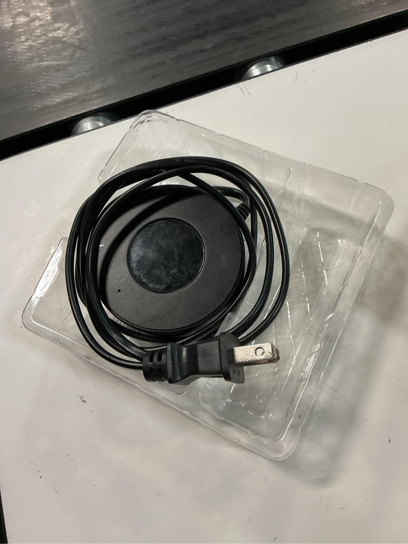 Condition photo showing As Is for vogek 6-port usb desktop charger station with smart identification