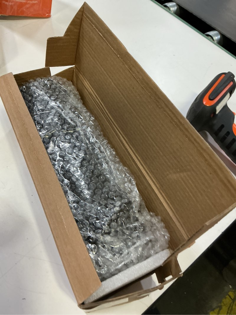https://lotting-media.assets.bidfta.com/lotting_0bad8da0-e706-45b9-acef-87d1757ded50