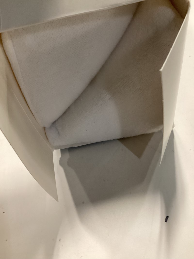 Condition photo showing New/Like New for soft & comfort ?aby side sleeper wedge adjustable breathable pillow supports front and back