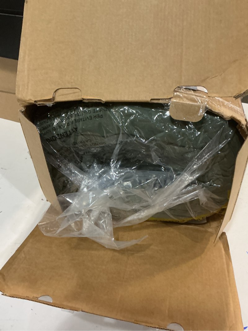 Condition photo showing New/Like New for Bedsure King Size Comforter Set, Dark Green Soft Prewashed Bedding for All Seasons, 3 Pieces GentleSoft™ Warm Down Alternative Bed Set, 1 Lightweight Comforter (104"x90") and 2 Pillowcases (20"x36") King(104"x90") 03 - Dark Green