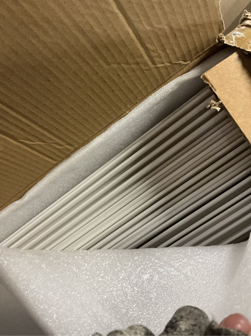 Condition photo showing Good Condition for art3d wpc wainscoting panels, 16-pack 48 x 6 inch 3d wall accents for interior wall decor, living room, bedroom, white 48" * 6" white 16
