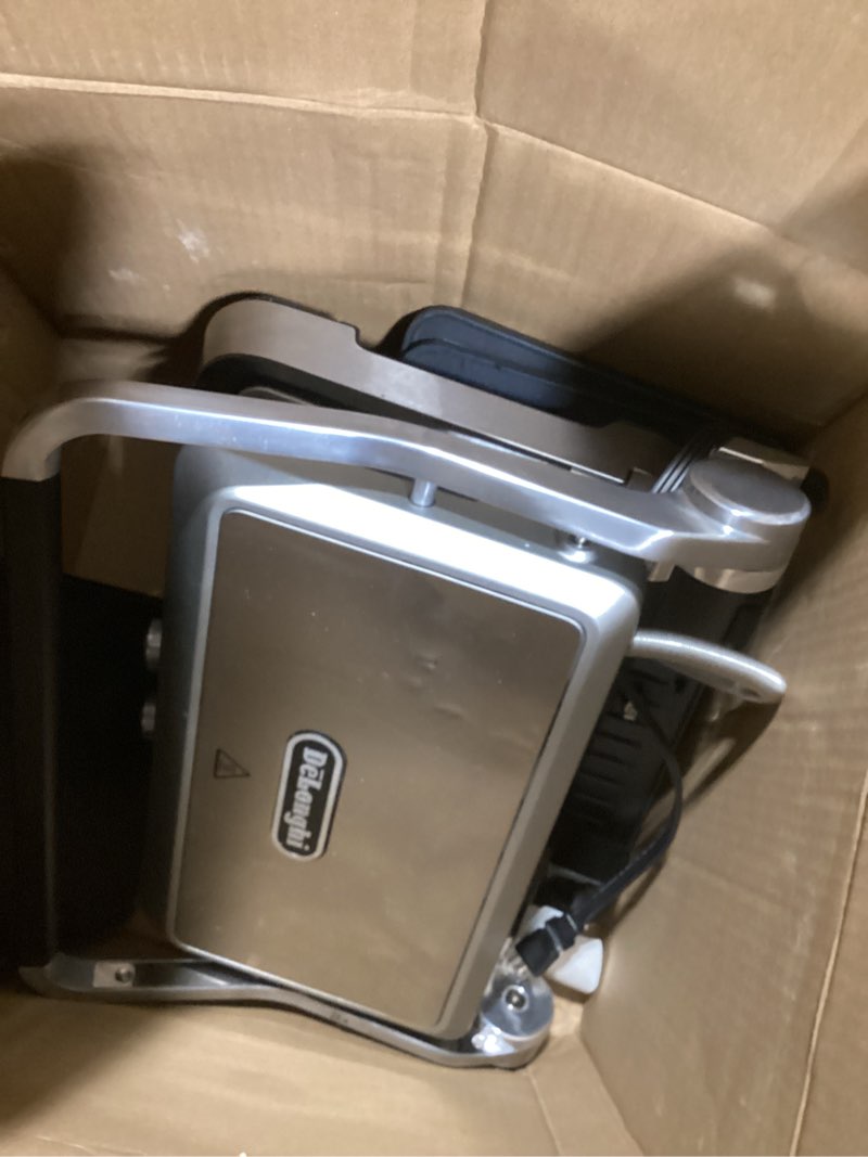 Condition photo showing Good Condition for De'Longhi CGH1030D Livenza All-Day Grill, Griddle and Waffle Maker Silver Large