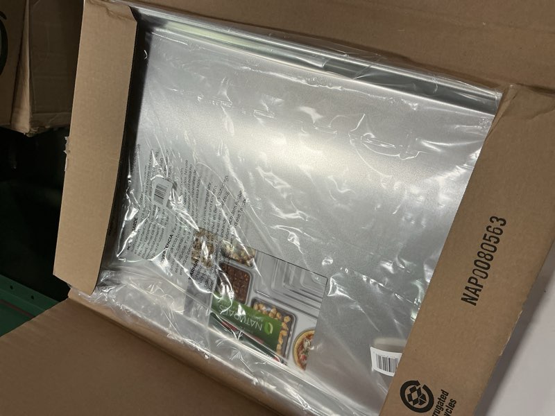 Condition photo showing New/Like New for Nordic Ware Extra Large Baking Sheet, 21 x 15 inches, XL Big sheet pan Natural Uncoated Aluminum, Reinforced Steel Rim Prevents Warping, 1pk Big Sheet