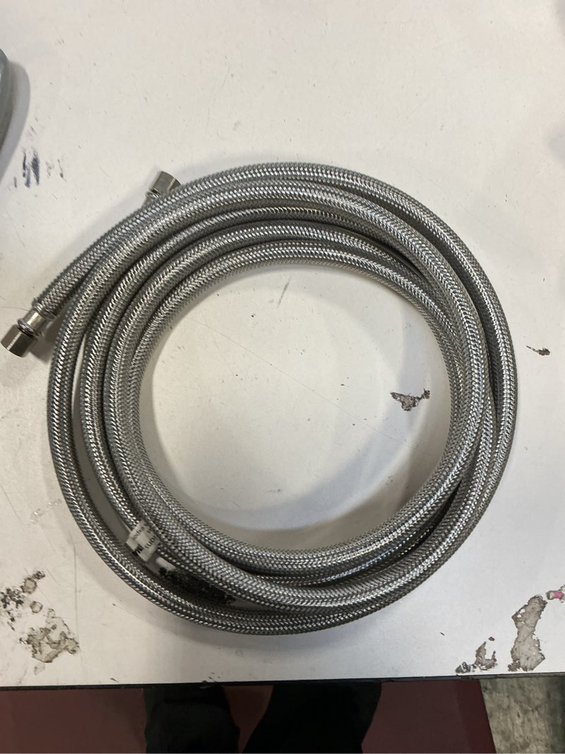 Condition photo showing Good Condition for EASTMAN 10-ft 1800-PSI Stainless Steel Ice Maker Connector