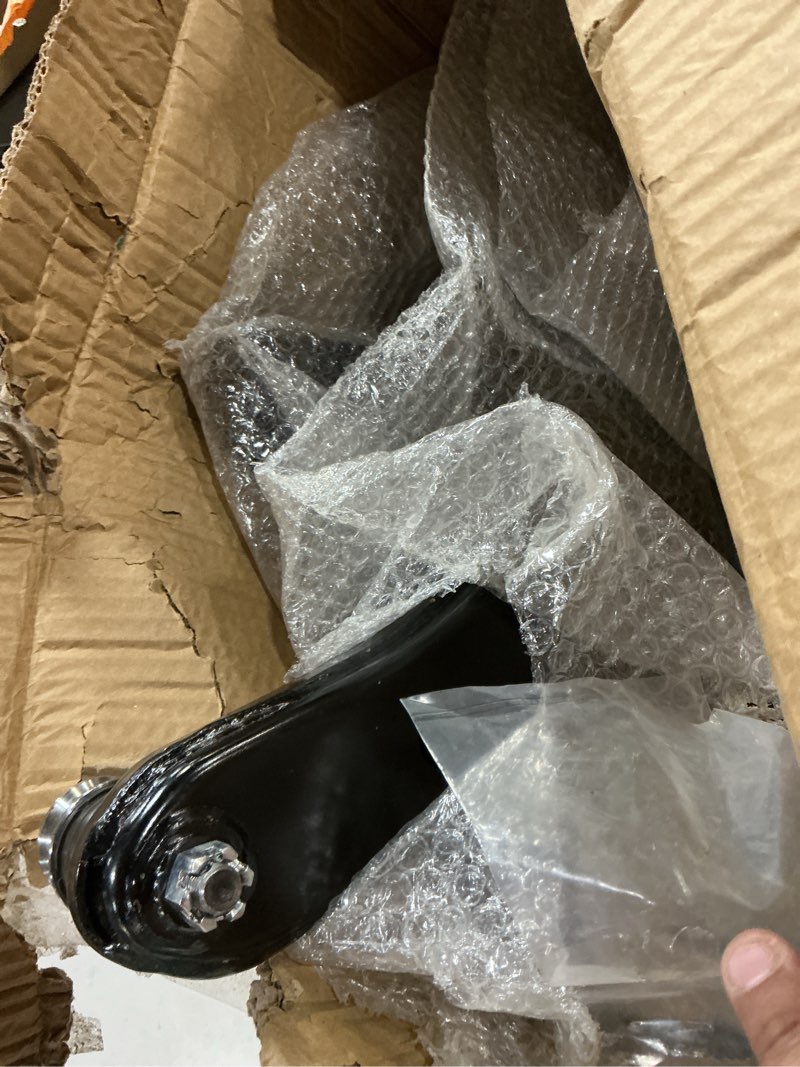 Condition photo showing Good Condition for NewYall Front Left and Right Lower Suspension Control Arm with Ball Joints for Subaru Impreza 2008-2011 Legacy Outback 2005-2009