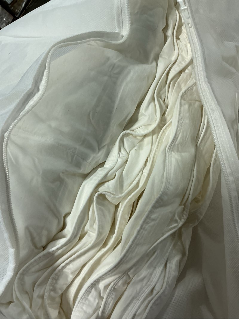 Condition photo showing As Is for ultra-warm premium down alternative duvet insert, full/queen, white