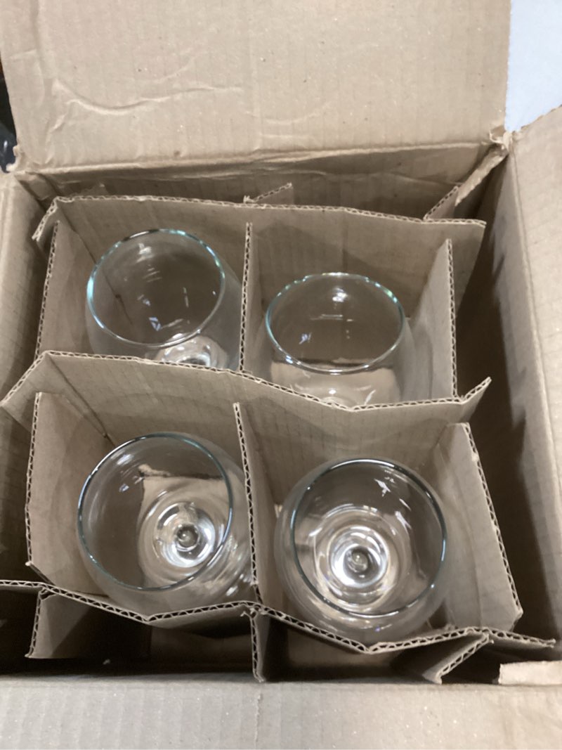 Condition photo showing Good Condition for Libbey Classic Red Wine Glasses Set of 4, Dishwasher Safe, Rounded Rim Stemmed Wine Glasses, Perfect Wine Glasses Gift Set for Weddings, 13.5 Ounce 4 Count (Pack of 1) Classic Red Wine
