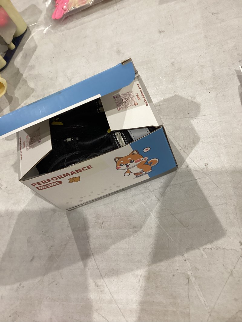 Condition photo showing New/Like New for QUMY Dog Shoes for Large Dogs, Medium Dog Boots & Paw Protectors for Winter Snowy Day, Summer Hot Pavement, Water-Resistant in Rainy Weather, Outdoor Walking, Indoor Hardfloors Skid-Resistant Sole Black Size 5: 2.4''x2.8''(W*L) (Pack of 4)