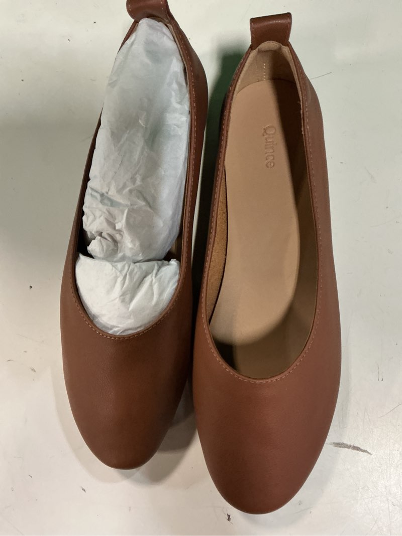 Condition photo showing Good Condition for italian leather glove ballet flat size 8 1/2