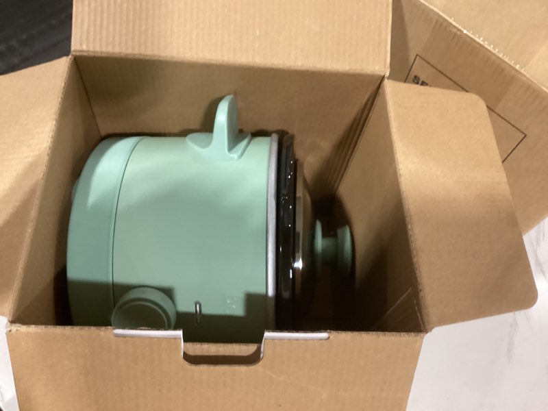 Condition photo showing Good Condition for seaglass color bella 1.5 Qt Slow Cooker with 3 Heat Manual Control, Ceramic Nonstick Coating, Dishwasher Safe Stoneware Pot and Tempered Glass Lid, Tangle Free Cord Wrap & Cool Touch Handles, Blossom
