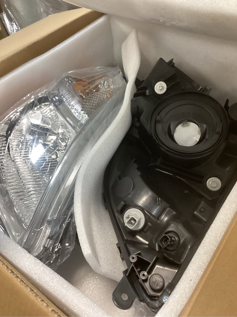 Condition photo showing Good Condition for Replacement for Toyota Prius 2006-2009 Headlight Assembly Projector Chrome Left and Right Side Pair