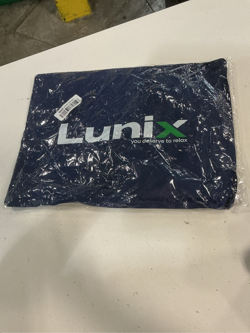 Condition photo showing Good Condition for ( 1 pack ) lunix reusable hat and cold gel pack 15.7x11.80 inches