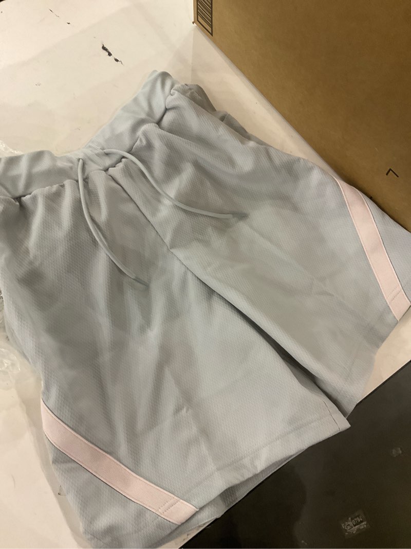Condition photo showing New/Like New for Adidas Mens Select Shorts X-Small/7" Inseam Wonder Silver