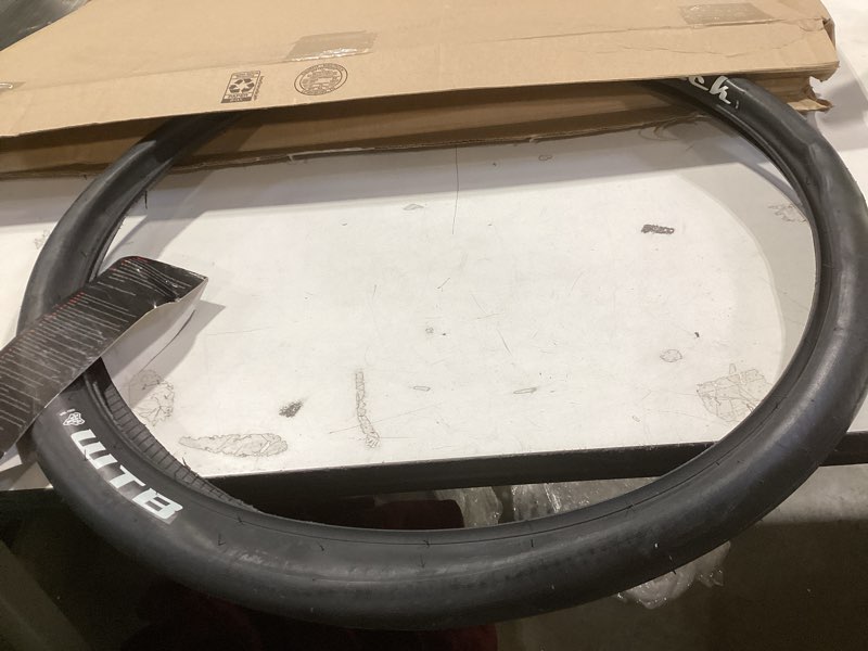 Condition photo showing Good Condition for WTB ThickSlick Hybrid Bike Tire (26"/29"/700c) Wire Bead - Slick Tread - Commuter & Campus (Black/White, Optional Flat Guard) No Flat Guard 26" x 2.0" Black