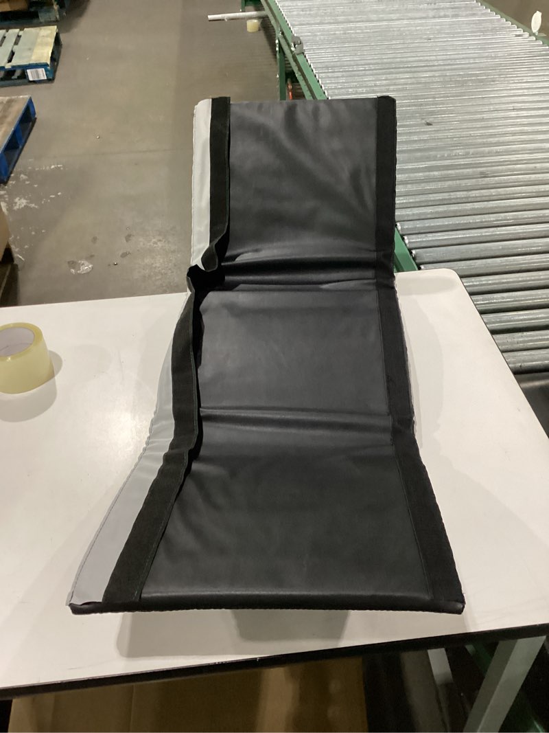 Foldable pad with velcro (no discription found)