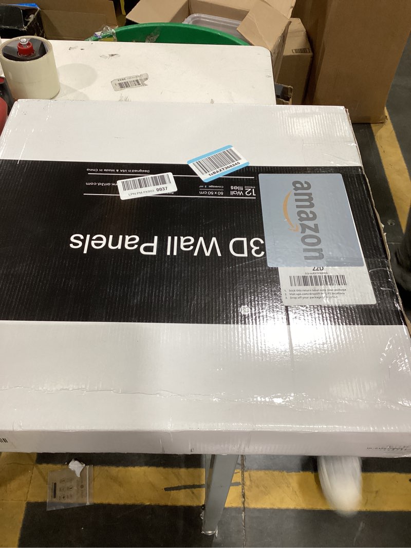 Condition photo showing New/Like New for Art3d Slat Wall Panel, 3D Fluted Textured Panel 12-Tile 19.7 x 19.7in. - Cover 32 Sq.Ft., Black 19.7 x 19.7in. Square - Black 12