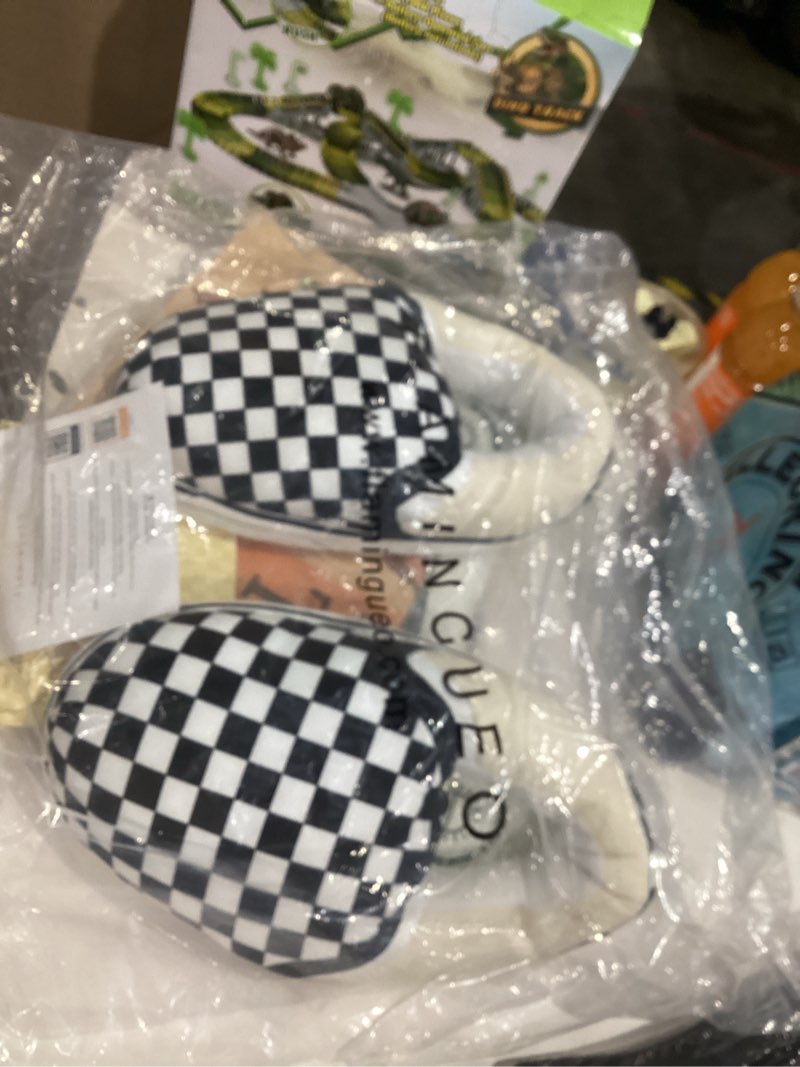 Condition photo showing New/Like New for Flamingue checkered slippers shoes