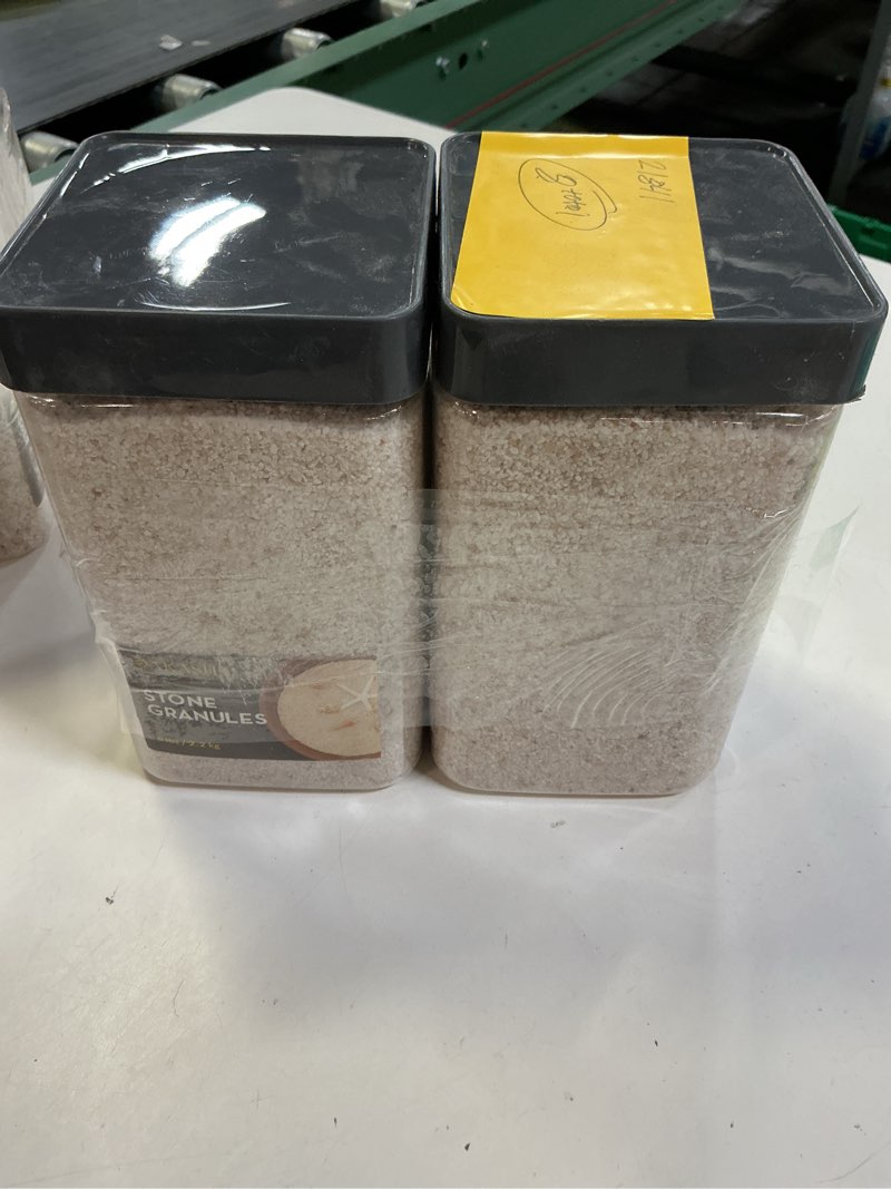 Condition photo showing Good Condition for akasha 4-lb beach crushed stone (less than 0.5-in rock size)(pack 2)
