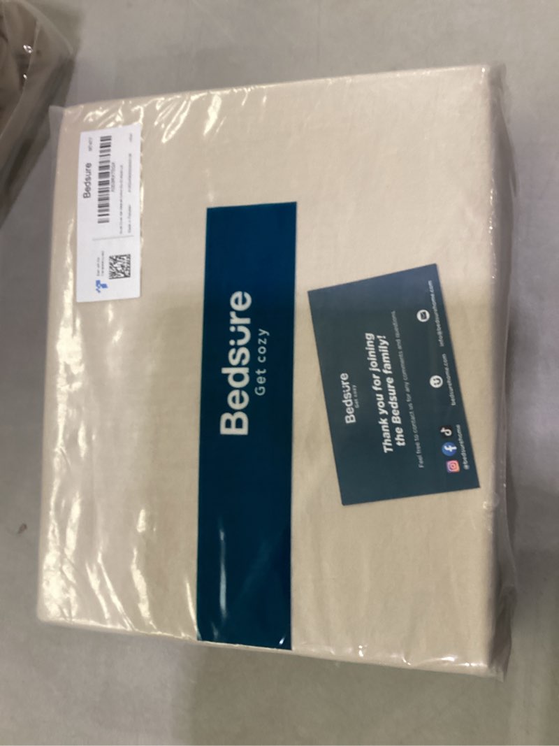 https://lotting-media.assets.bidfta.com/lotting_0c2f2870-dc54-4e65-ad40-45674c93627d