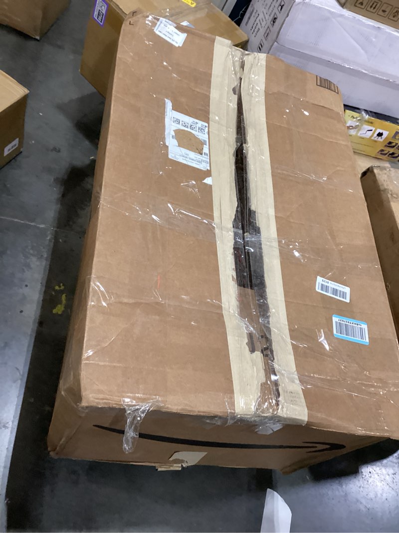 Condition photo showing Good Condition for large pet crate