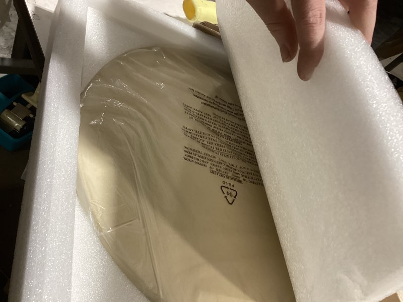 Condition photo showing Good Condition for Pizza Stone, 15" Round Pizza Stone for Oven Grill BBQ, Cordierite Baking Stone for Pizza Bread Pie, Unique Built-in 4 Handles Cooking Stone 15" x 0.67"