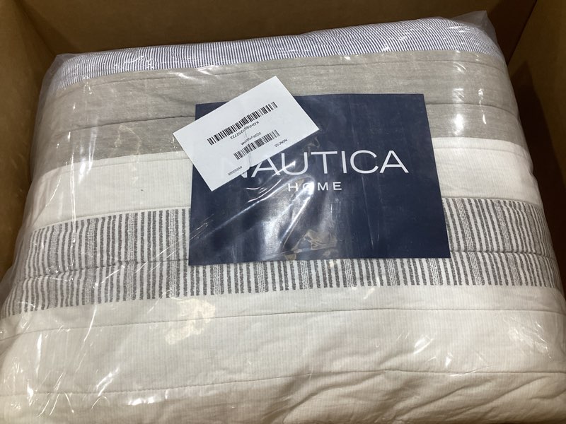 Condition photo showing Good Condition for nautica - king quilt set, soft cotton bedding with a medium weight feel, reversible 3 piece bed set with matching pillowcases (galewood blue/beige)