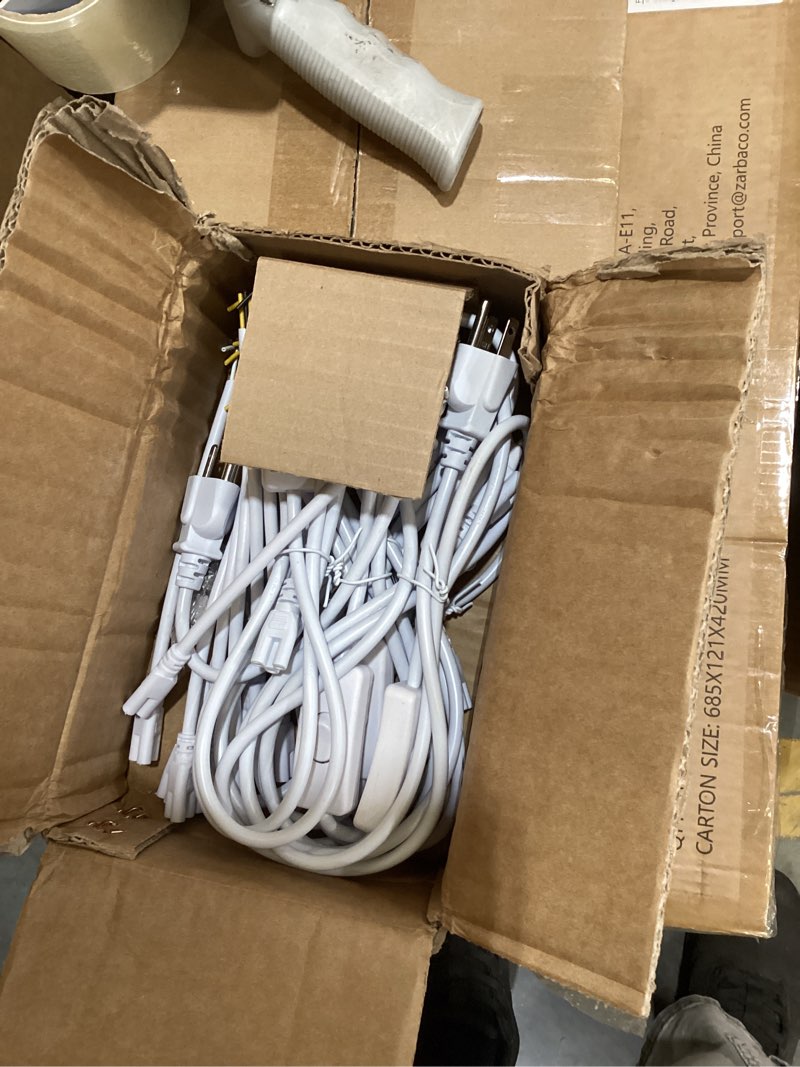 Condition photo showing Good Condition for elekico super bright 50w 7200lm 5000k v shape 4ft led shop lights for workshop 4ft, 4' linkable 4 foot led shop lights with plug in power cable on/off switch for garage basement warehouse 4ft-10pack
