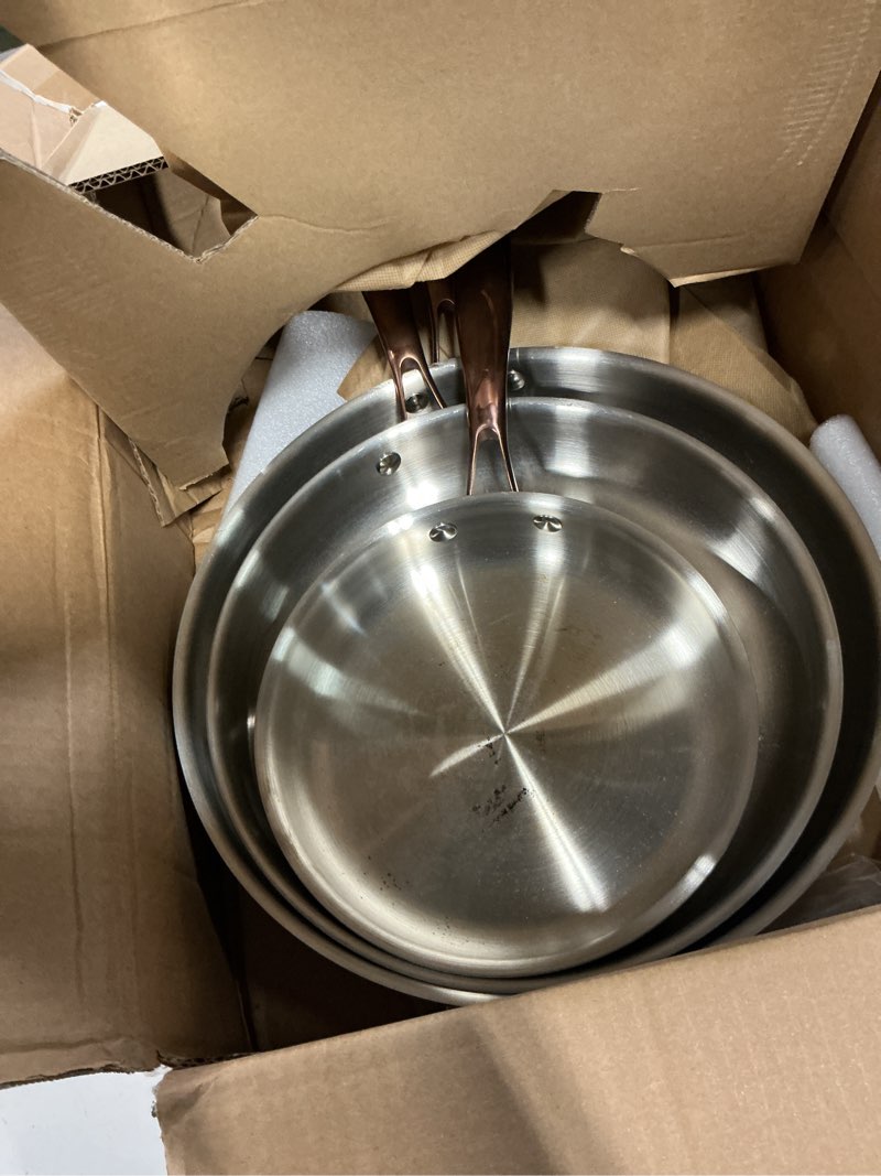 Condition photo showing Good Condition for carote 8"+10" stainless steel frying pan set, non-toxic ptfe & pfoa free fry pan & omelet pan, oven safe, compatible with induction, ceramic, gas cooktops, gold