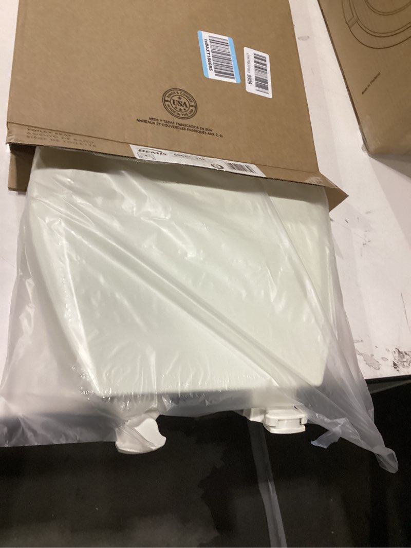 Condition photo showing New/Like New for Bemis 500EC Durable Wood Toilet Seat with Easy Clean Hinges, Made in USA, Round, Biscuit
