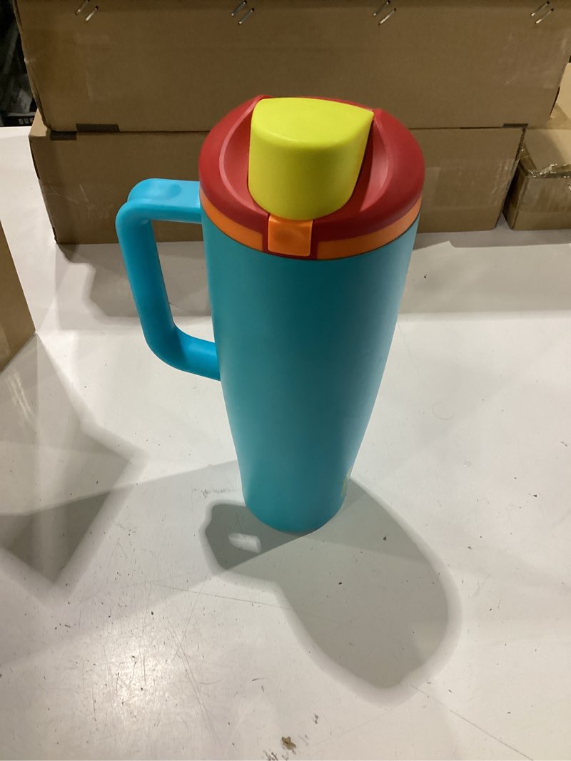 Condition photo showing Good Condition for owala freesip tumbler insulated stainless steel water bottle with built-in straw and side handle, for travel, work, school, and sports, 40oz, bpa free, leak proof, summer sweetness summer sweetness 40 ounces