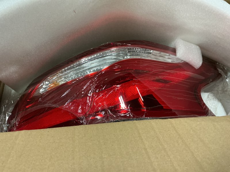 Condition photo showing Good Condition for gxywady outer tail light rear brake lamp stop brake indicator warning light replacement for 2016 2017 2018 altima (right passenger side) outer passenger