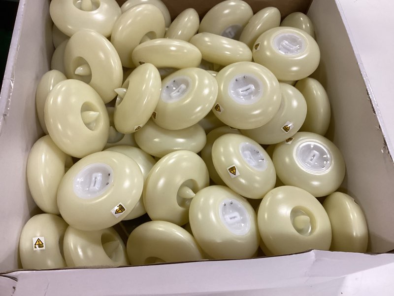 Condition photo showing Good Condition for Homemory 48 Pack 3” Flameless Led Floating Candles, 200+ Hour Battery Operated Flickering Waterproof Tealights for Cylinder Vases, Centerpieces at Wedding, Party, Pool, Holiday (Ivory Base) Ivory (48Pack, Plastic+LED)