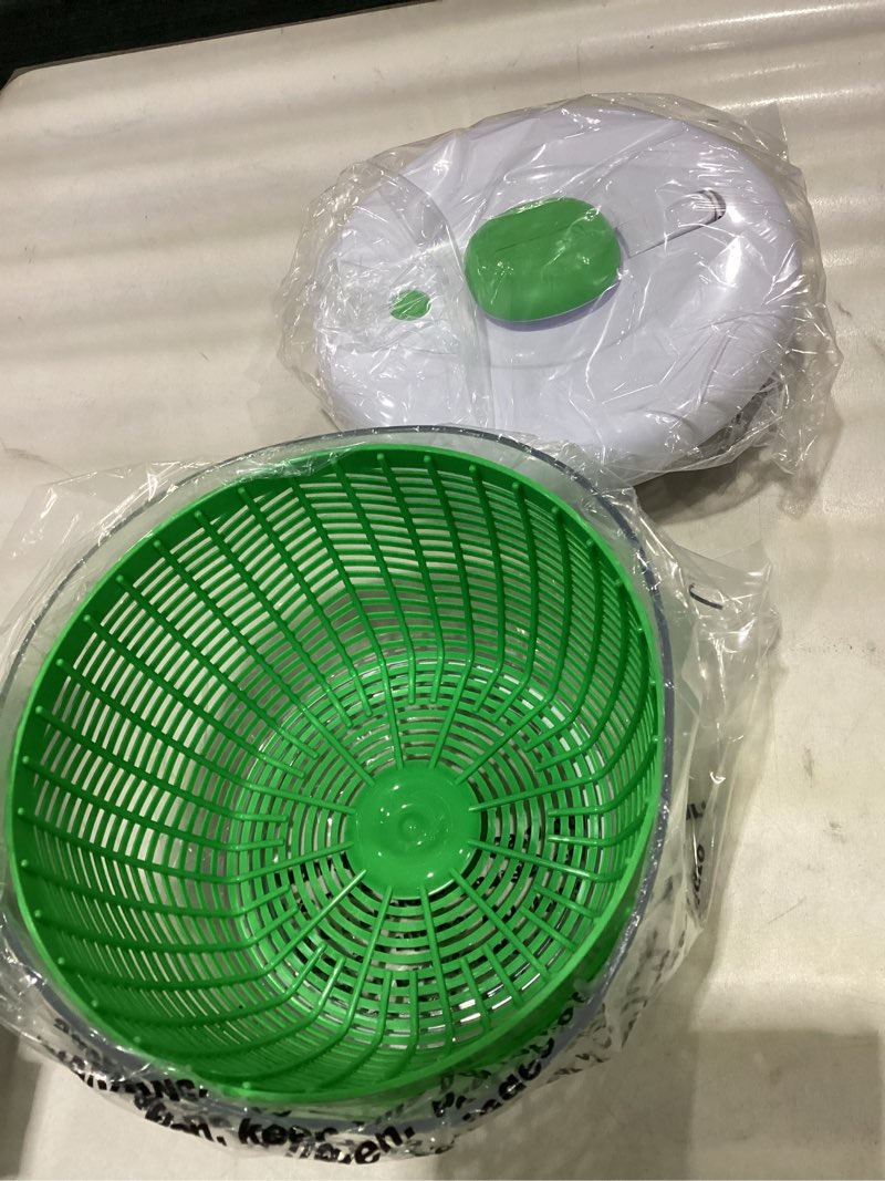 Condition photo showing New/Like New for Farberware Easy to use pro Pump Spinner with Bowl, Colander and Built in draining System for Fresh, Crisp, Clean Salad and Produce, 6.6 quart, Green Green 6.6 quart