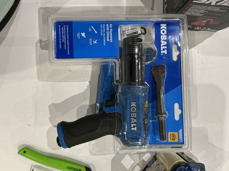 Condition photo showing Good Condition for kobalt air hammer with chisel
