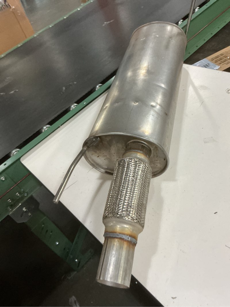 Condition photo showing Good Condition for walker quiet-flow ss 21144 direct fit exhaust muffler 2.5" inlet (od) 2.75" outlet (id) for ford f-150