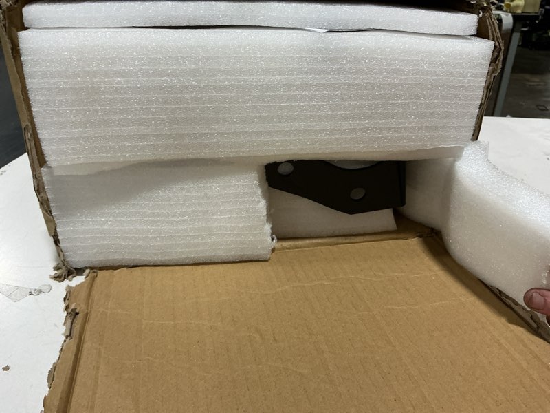 Condition photo showing As Is for flycle 2.5'' inch leveling lift kits for jeep wrangler jl 4wd, 2.5 inch leveling lift kit suitable for 2018-2023 jeep wrangler jl 4wd