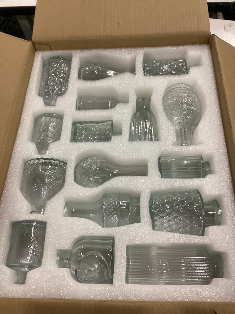 Condition photo showing New/Like New for glass bud vase set of 32pcs wedding centerpieces for tables,mini clear bud vases for flowers,small flower vases suitable for birthday party,anniversary,wedding,baby shower (clear, 32pcs) clear 32pcs