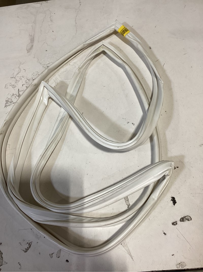 Condition photo showing As Is for door gasket mds38201426