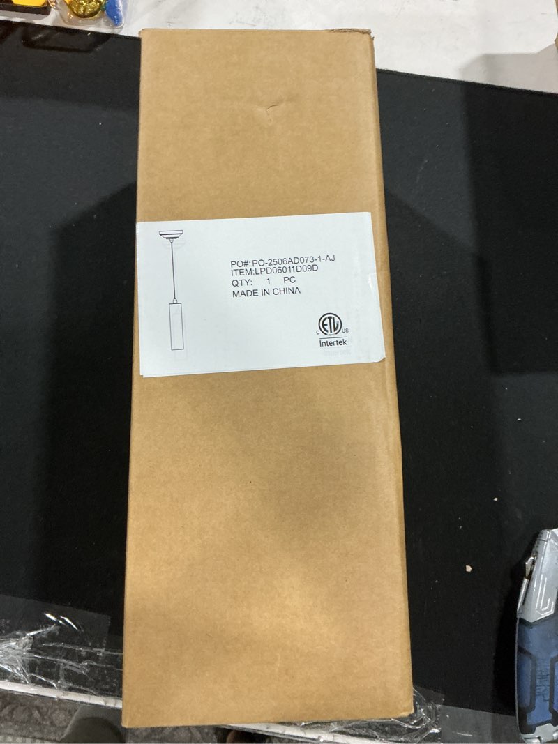 Condition photo showing Good Condition for DAKASON Black Pendant Light, LED Modern Pendant Light Fixture for Kitchen Island, Industrial Pendant