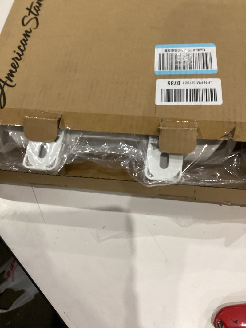 Condition photo showing Good Condition for american standard 5503a00b.020 transitional elongated toilet seat soft close, white elongated front