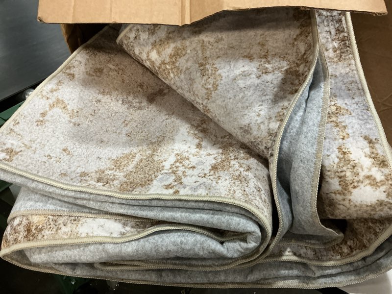 Condition photo showing Good Condition for ( similar ) washable rugs 8x10 area rugs for living room,ultra soft faux wool retro rugs for bedroom,dining room,non slip&non-shedding low pile vintage print rug indoor large carpets for home office decor