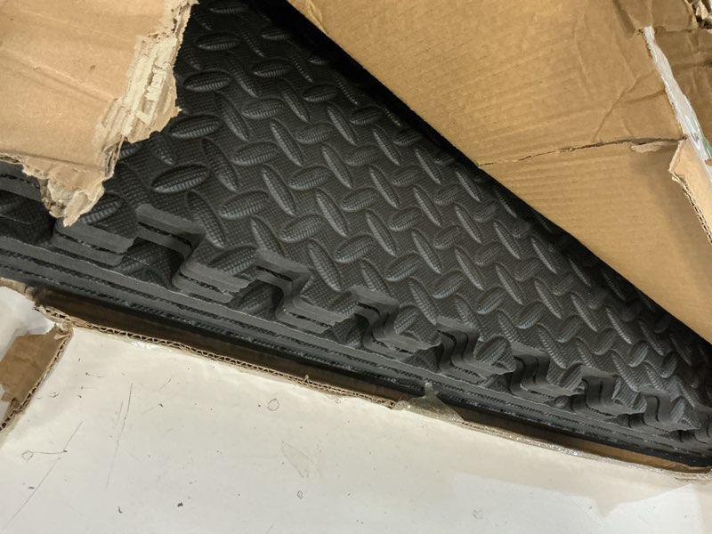 Condition photo showing Good Condition for cap puzzle exercise mats | 3/4” thick eva interlocking foam tiles for home gym flooring | multiple options diamond - black 6 tiles (24 sq ft)