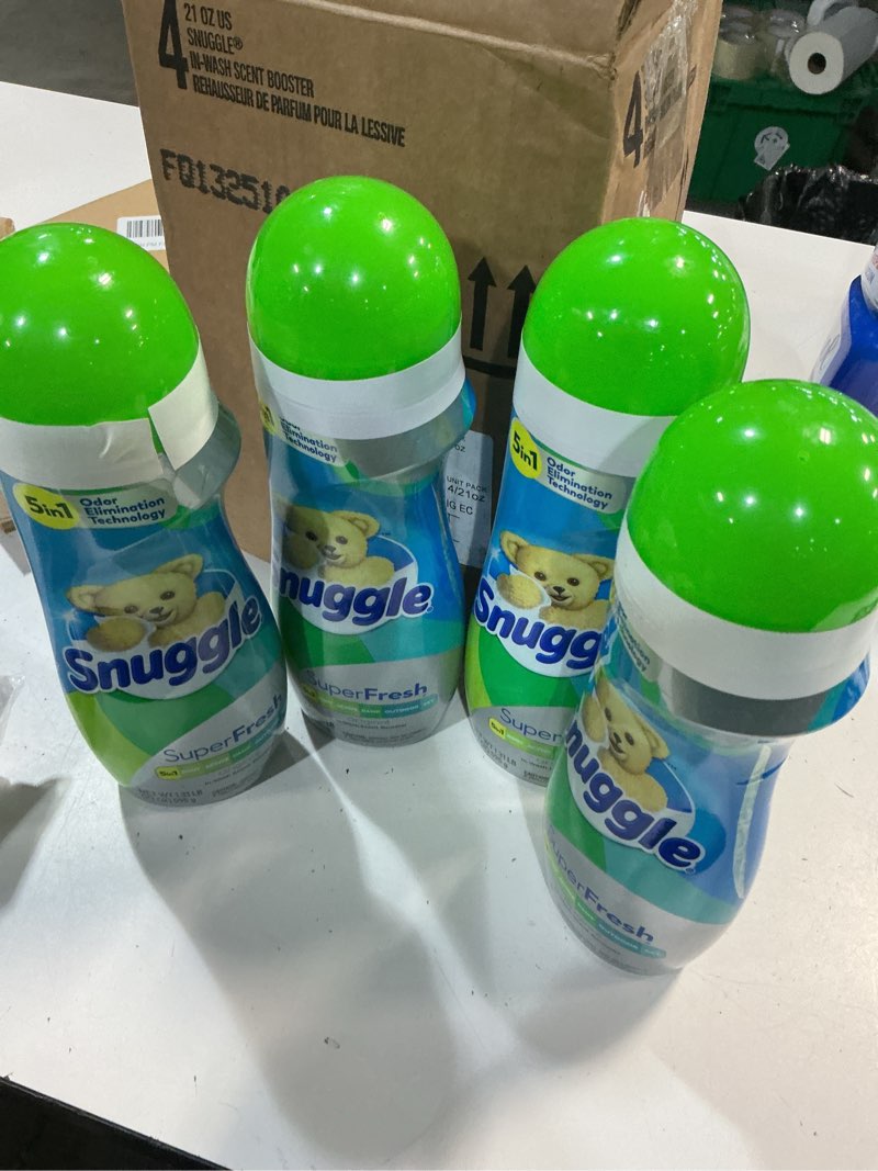 Condition photo showing New/Like New for snuggle scent shakes in-wash scent booster laundry beads, superfresh original, 3in1 odor elimination, 9 ounces, pack of 4