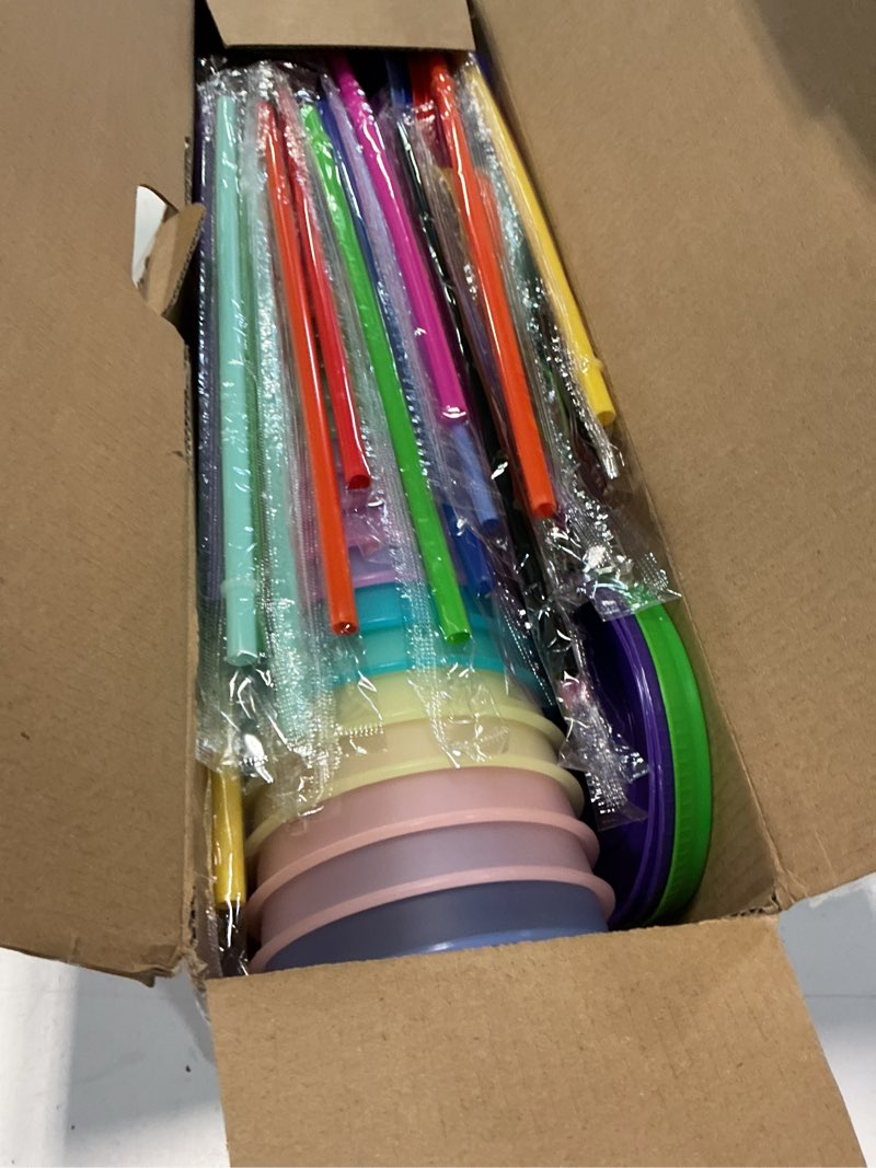 Condition photo showing Good Condition for 19pcs 24oz color changing cups with lids and straws, color changing tumbler, reusable cups with lids in multicolors perfect for cold drinks, cold coffee, smoothie etc