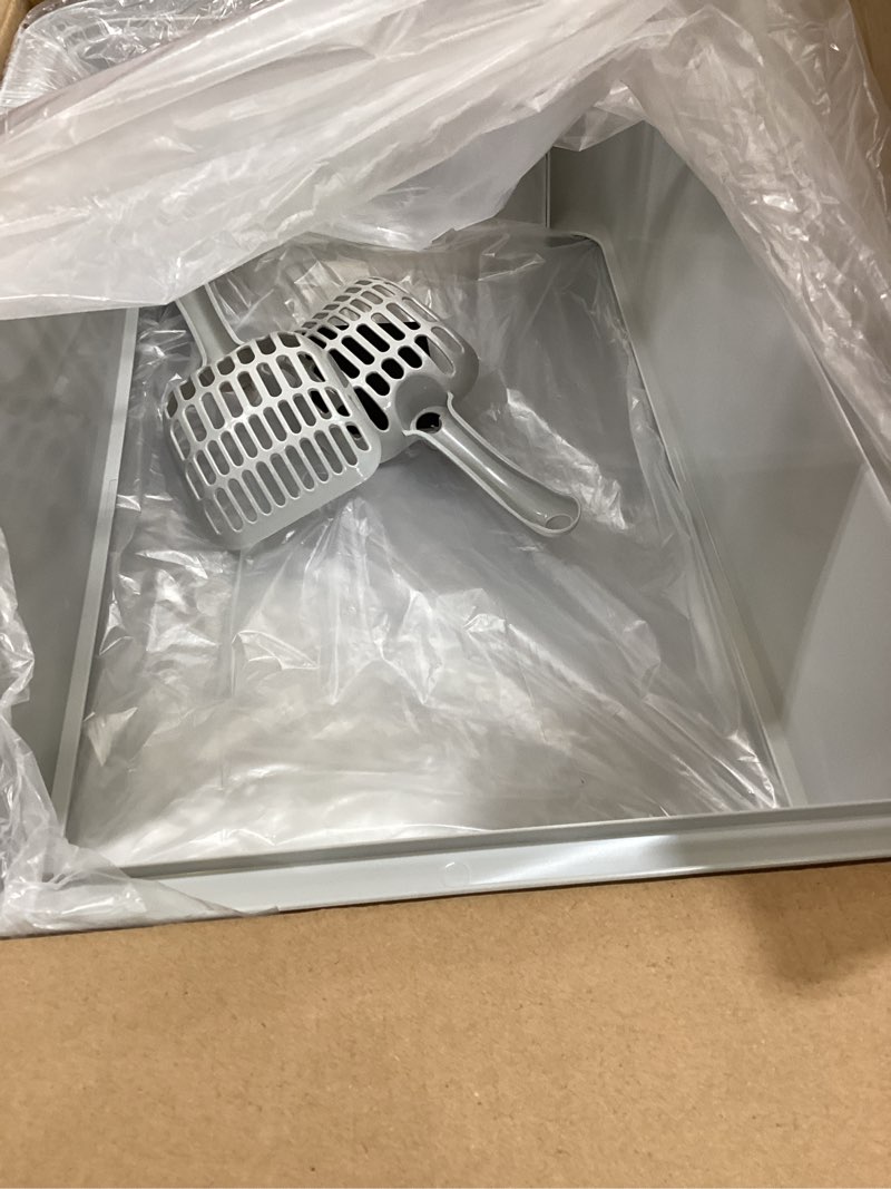 Condition photo showing Good Condition for 2 Pack XL Stainless Steel Cat Litter Box with Lid and High Sides, 24" L x 16" W x 12" H Extra Large Metal Cat Litter Boxes for multi-cat households, Leak-Proof, Odor-Resistant, Includes Scoop X-Large