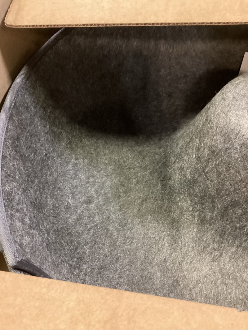 Condition photo showing Good Condition for 8-shaped large cat tunnel bed for indoor cats, infinite circulation peekaboo cat cave with 12 toy balls, cat donut tunnel for cats up to 30 pounds (dark grey, l 38x24x11in) dark grey l(38x24x11)